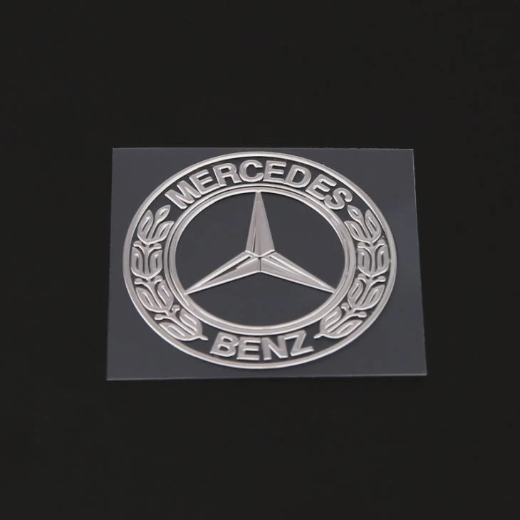 Adesivo in nichel per Mercedes