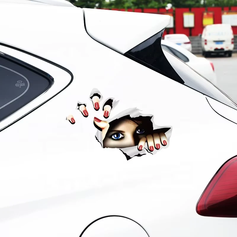 Decorazione auto divertenti con gli occhi da ragazza sbirciata