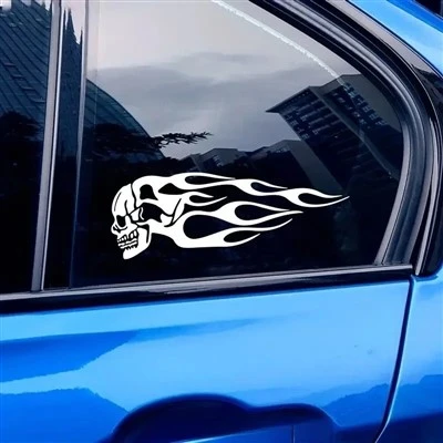 Adesivi per auto badge fiamme del cranio